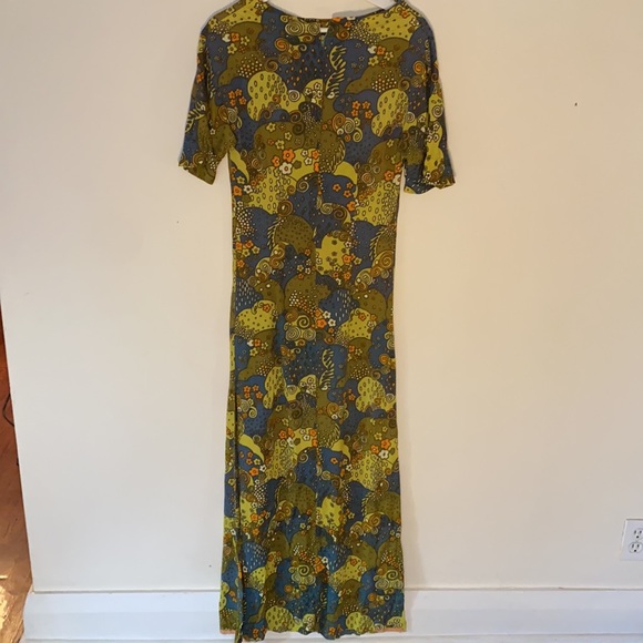 60s Flower Dress - Picture 2 of 9